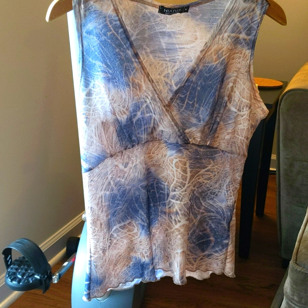 Blue/beige/white summer sleeveless shirt. Great look with jeans or crop pants.